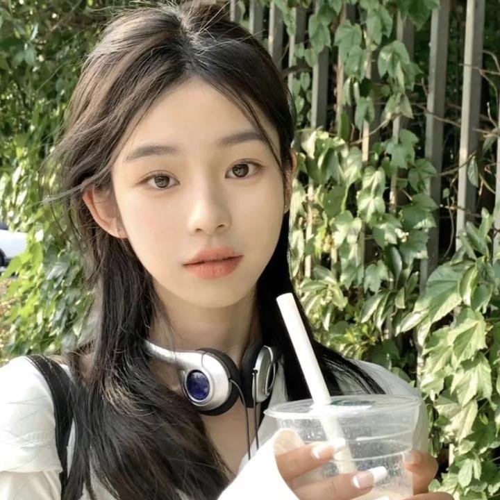 我是学校唯一的人类